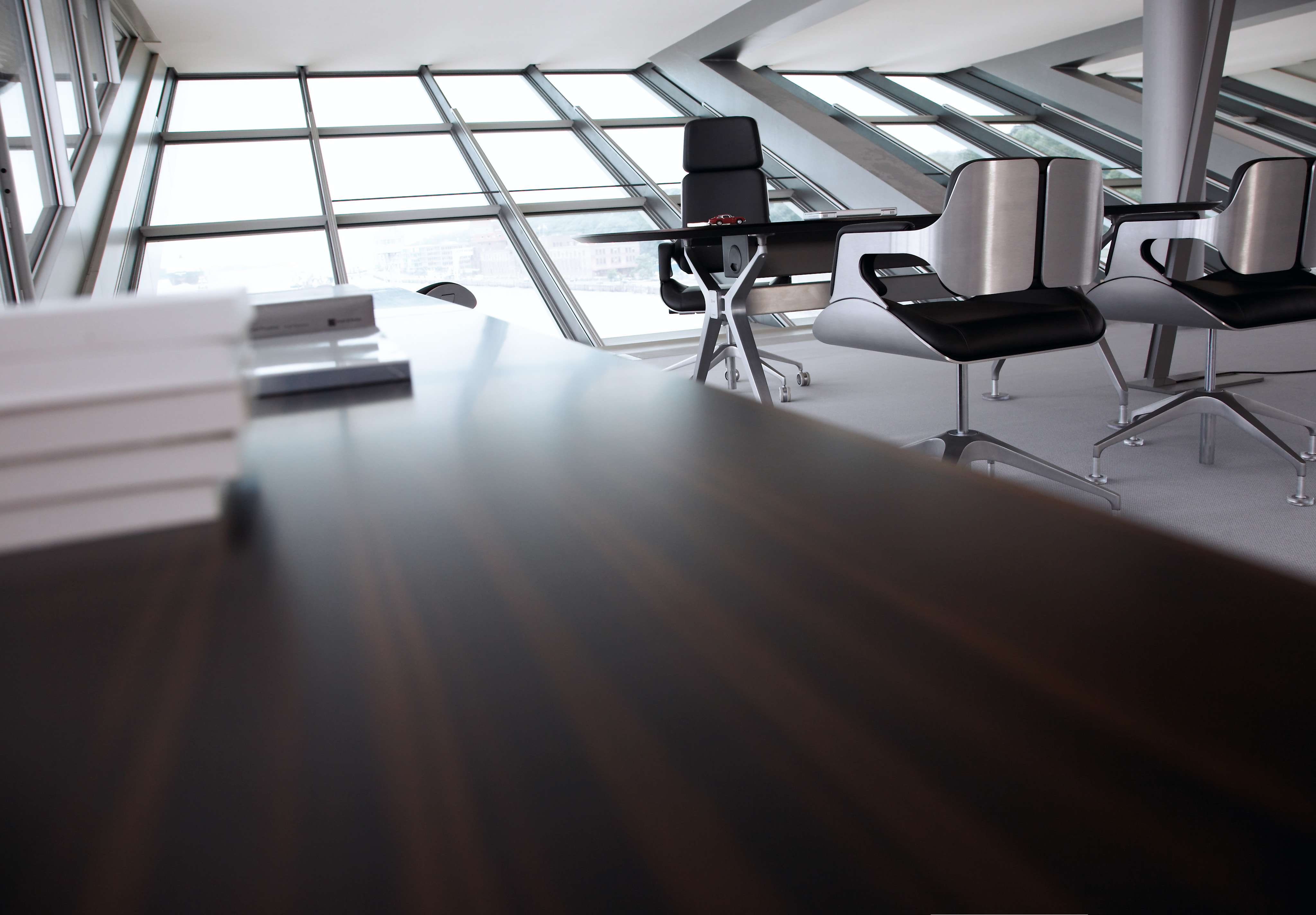 Schreibtisch für das Chefzimmer kaufen | Objekteinrichter24